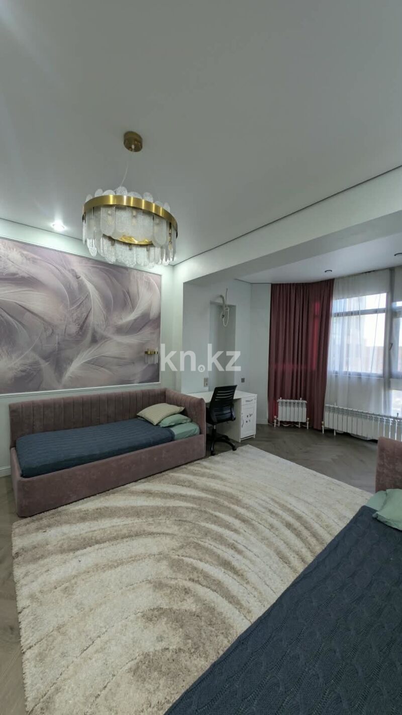 Продажа 3-комнатной квартиры, 99.7 м² - Продажа жилой и коммерческой недвижимости в Уральске фото 20 из 37