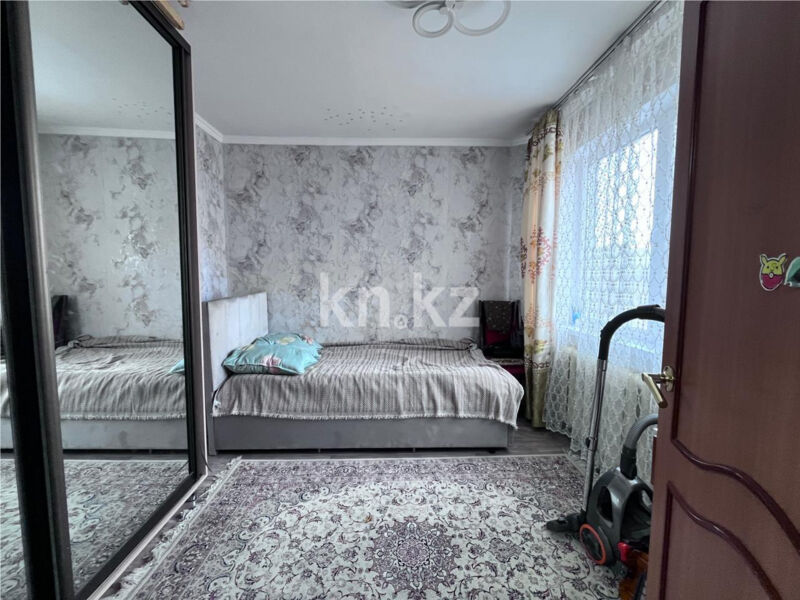 Продажа 4-комнатной квартиры, 61 м² - Продажа четырехкомнатных квартир в панельном доме в Караганде - страница 6 фото 3 из 14