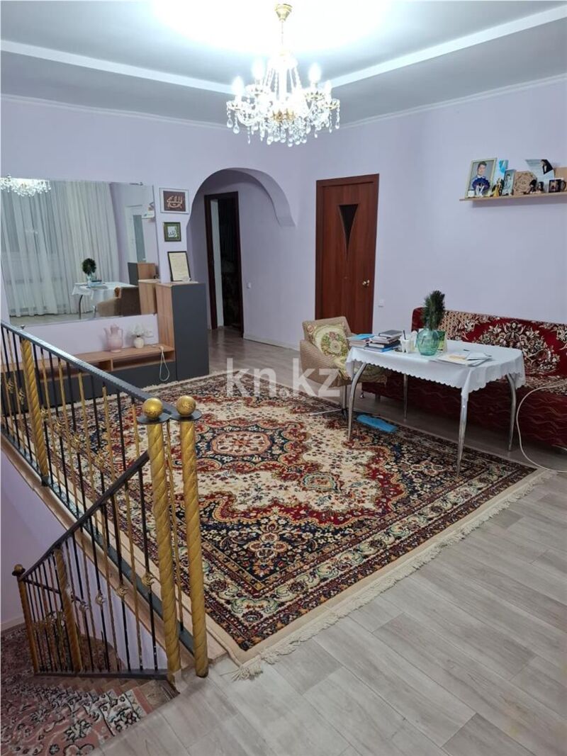 Продажа 6-комнатного дома, 170.8 м² - Продажа домов, коттеджей в Караганде - страница 6 фото 9 из 22