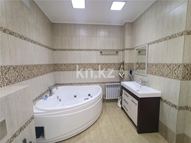 Продажа 5-комнатной квартиры, 200 м² - Продажа пятикомнатных и более квартир в Казахстане - страница 7 фото 23 из 47