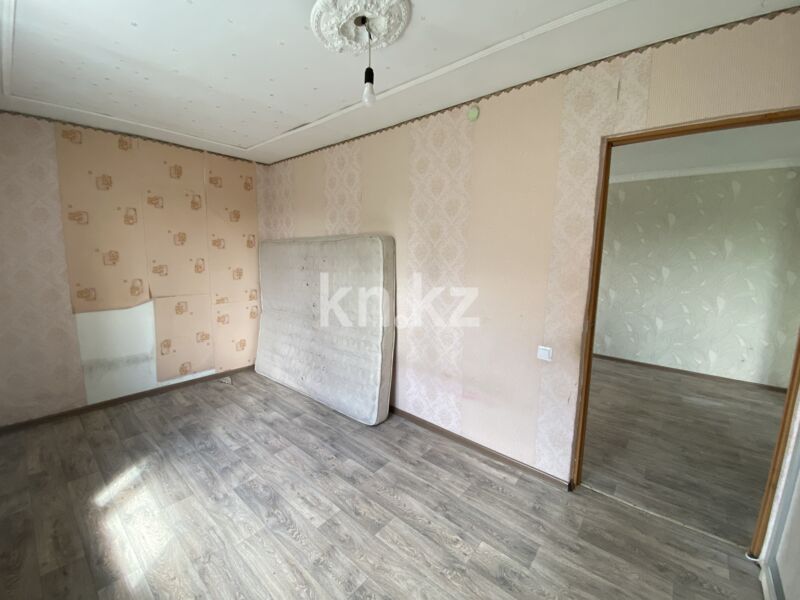 Продажа 2-комнатной квартиры, 41 м² - Продажа двухкомнатных квартир в Майкудуке Караганды - страница 14 фото 10 из 14