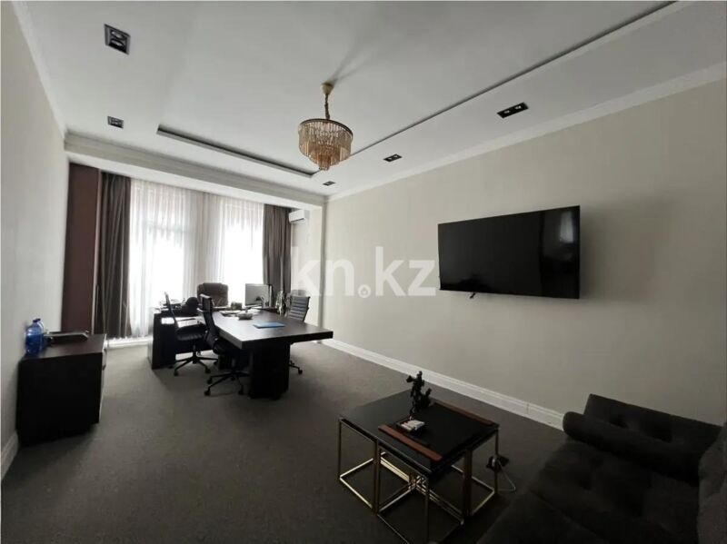 Продажа 4-комнатной квартиры, 177.4 м² - Продажа четырехкомнатных квартир в Медеуском р-не Алматы - страница 2 фото 2 из 4