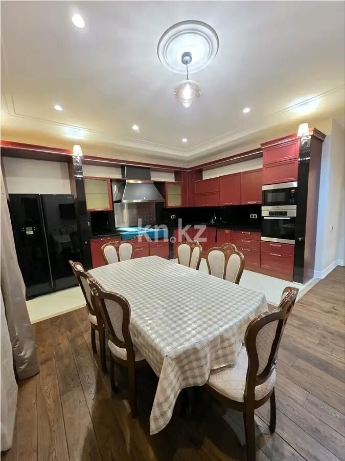 Продажа 6-комнатной квартиры, 238 м² - Продажа пятикомнатных и более квартир в кирпичном доме в Астане - страница 2 фото 2 из 2