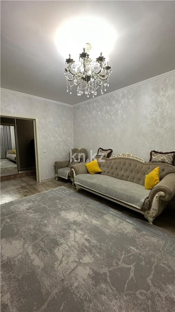 Продажа 3-комнатной квартиры, 90 м² - Продажа квартир на Юго-Востоке Караганды - страница 6 фото 2 из 13