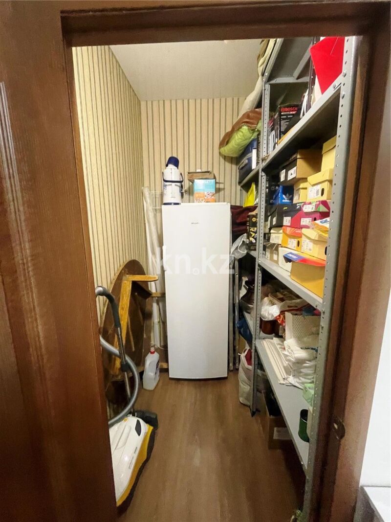 Продажа 4-комнатной квартиры, 88 м² - Продажа четырехкомнатных квартир в Караганде - страница 3 фото 18 из 24
