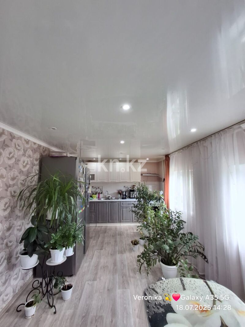 Продажа 2-комнатного дома, 71 м² - Продажа двухкомнатных домов, коттеджей в Уральске фото 1 из 18
