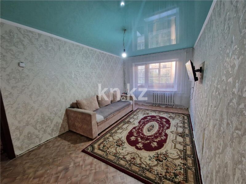 Продажа 2-комнатной квартиры, 44 м² - Продажа двухкомнатных квартир в кирпичном доме в Караганде фото 2 из 11