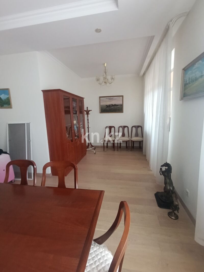 Продажа 4-комнатной квартиры, 189 м² - Продажа четырехкомнатных квартир в Михайловке Караганды фото 9 из 26