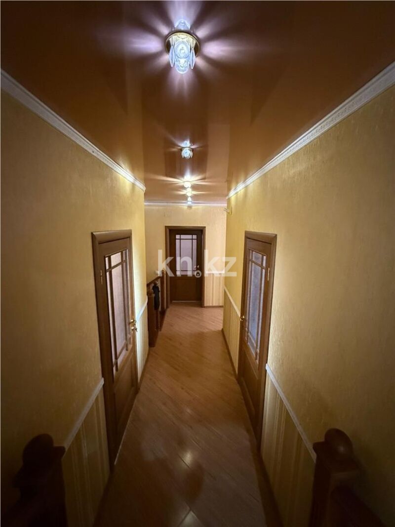 Продажа 7-комнатного дома, 307 м² - Продажа домов, коттеджей в Караганде - страница 6 фото 12 из 23