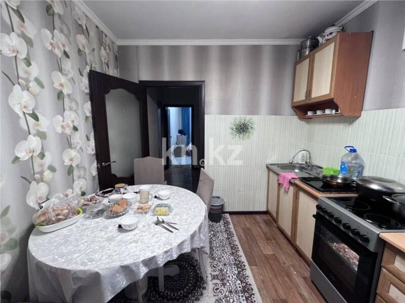Продажа 3-комнатной квартиры, 64 м² - Продажа трехкомнатных квартир на Юго-Востоке Караганды - страница 11 фото 15 из 23