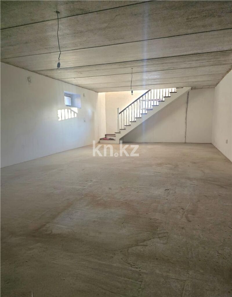 Продажа 7-комнатного дома, 330 м² - Продажа домов, коттеджей в Караганде - страница 5 фото 48 из 51