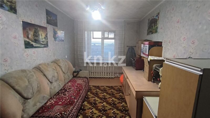 Продажа 4-комнатной квартиры, 74 м² - Продажа четырехкомнатных квартир в кирпичном доме в Караганде - страница 3 фото 6 из 16