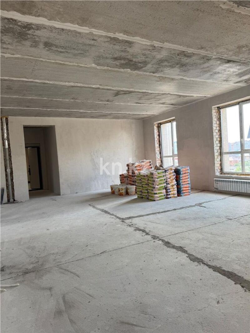Продажа 4-комнатной квартиры, 121 м² - Продажа четырехкомнатных квартир в Караганде - страница 2 фото 2 из 11