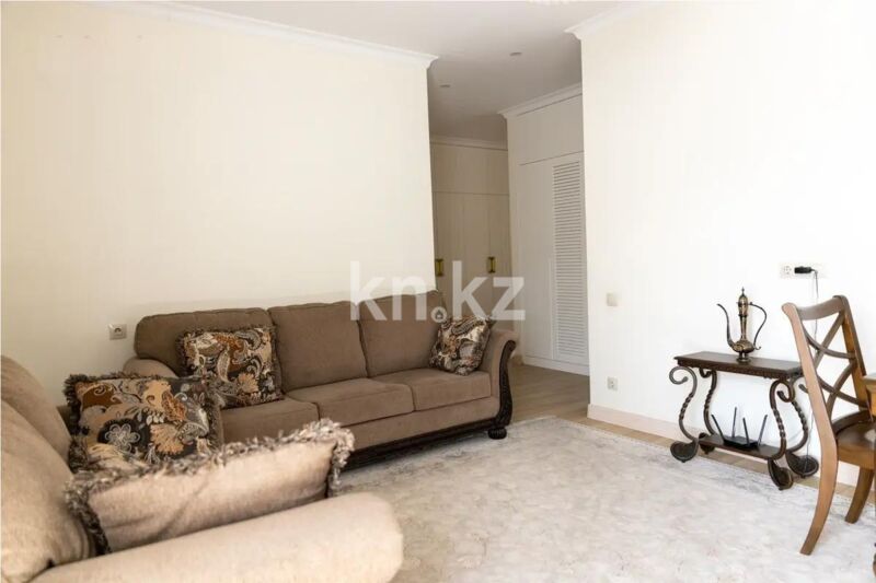 Продажа 4-комнатной квартиры, 101.7 м² - Продажа четырехкомнатных квартир в панельном доме в Алматы - страница 2 фото 1 из 5
