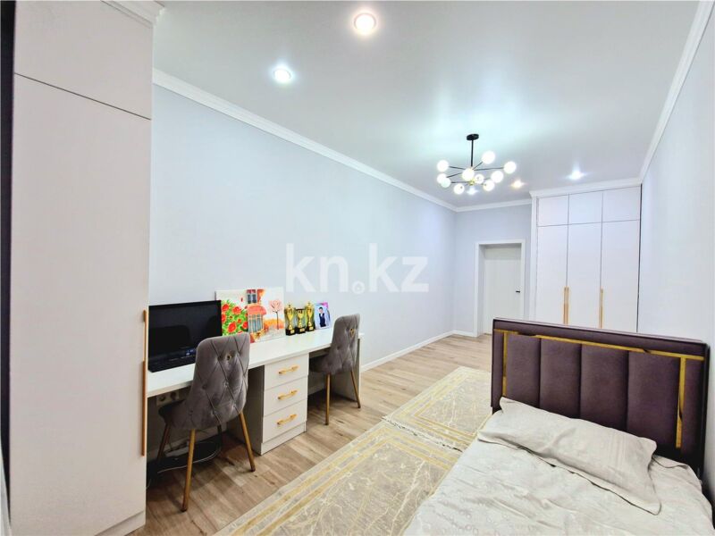 Продажа 4-комнатной квартиры, 115 м² - Продажа четырехкомнатных квартир в кирпичном доме в Караганде - страница 6 фото 14 из 18