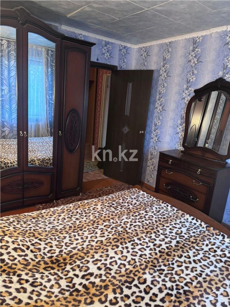 Продажа 2-комнатной квартиры, 50 м² - Продажа двухкомнатных квартир в панельном доме в Темиртау - страница 9 фото 3 из 10