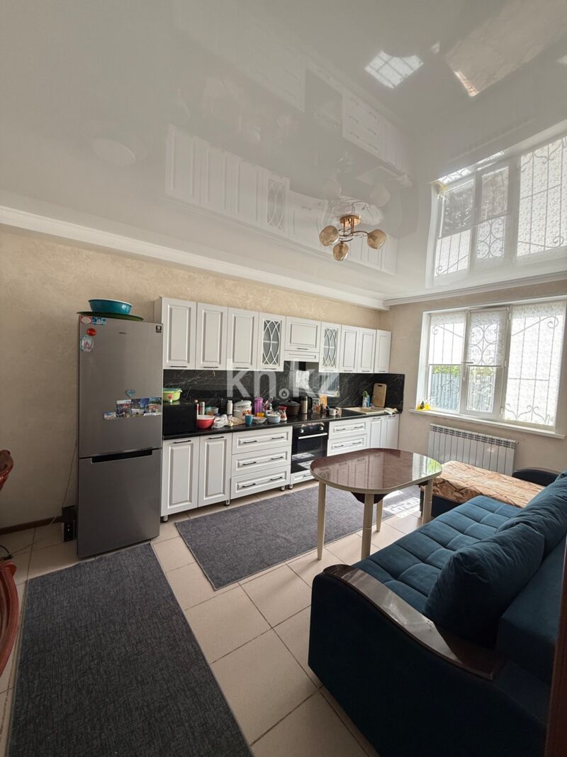 Продажа 4-комнатного дома, 200 м² - Продажа домов, коттеджей в Караганде - страница 2 фото 10 из 18