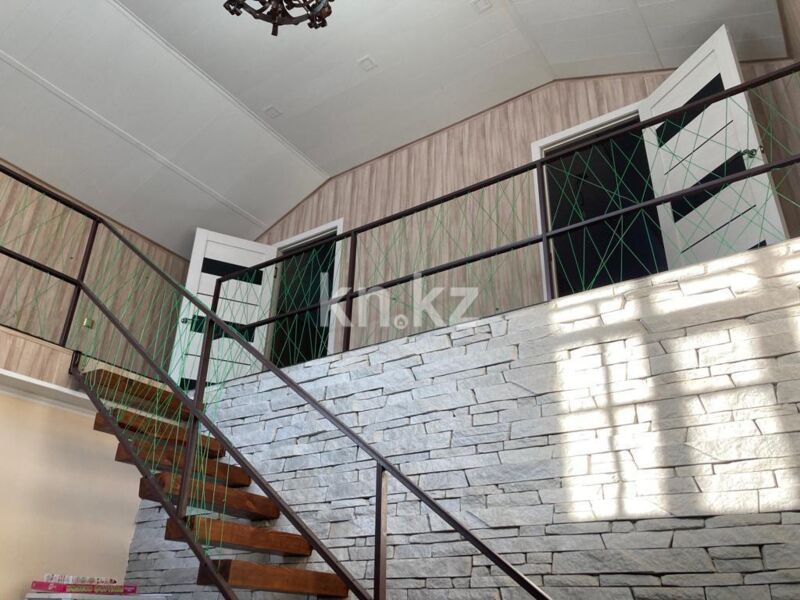 Продажа 9-комнатного дома, 286.3 м² - Продажа домов, коттеджей в Караганде - страница 5 фото 13 из 19