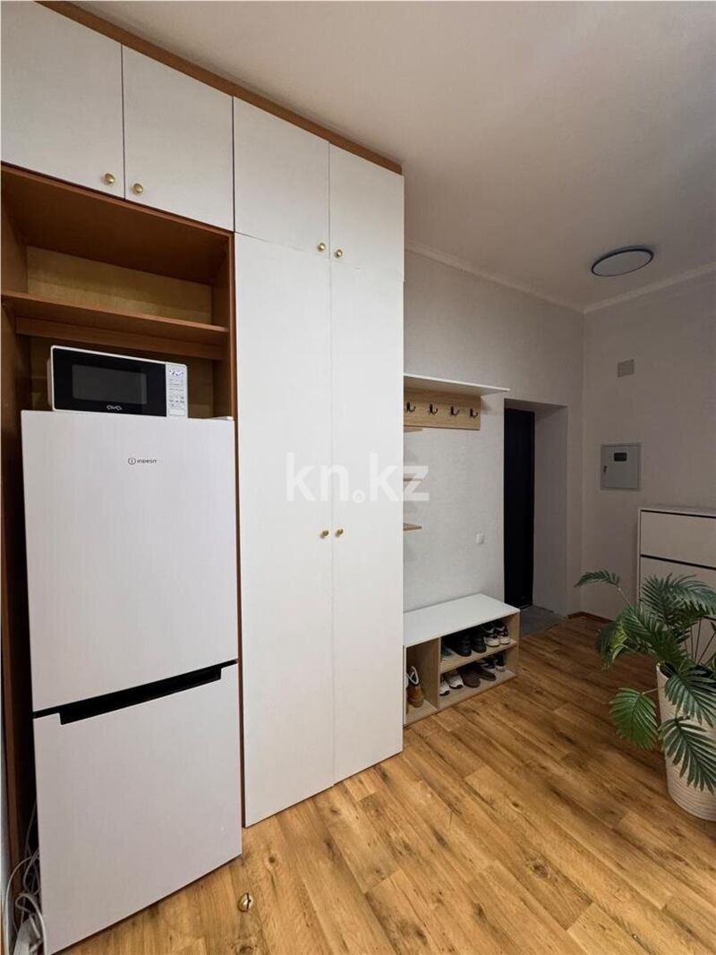 Продажа 3-комнатной квартиры, 81 м² - Продажа трехкомнатных квартир в кирпичном доме в Караганде - страница 5 фото 9 из 10