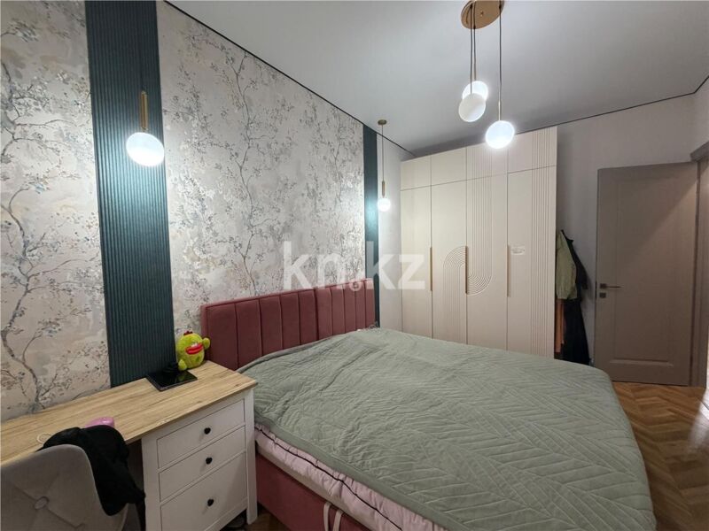 Продажа 4-комнатной квартиры, 100 м² - Продажа квартир на Юго-Востоке Караганды - страница 2 фото 11 из 24