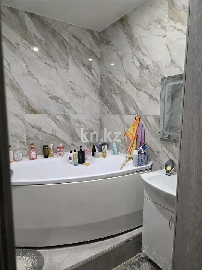 Продажа 2-комнатной квартиры, 63 м² - Продажа двухкомнатных квартир от собственников в Казахстане - страница 6 фото 3 из 4