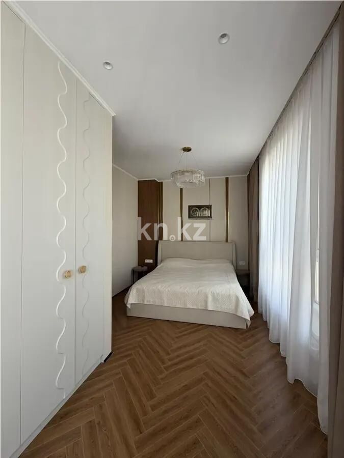 Продажа 6-комнатной квартиры, 147 м² - Продажа пятикомнатных и более квартир в монолитно-каркасном доме в Астане фото 1 из 3