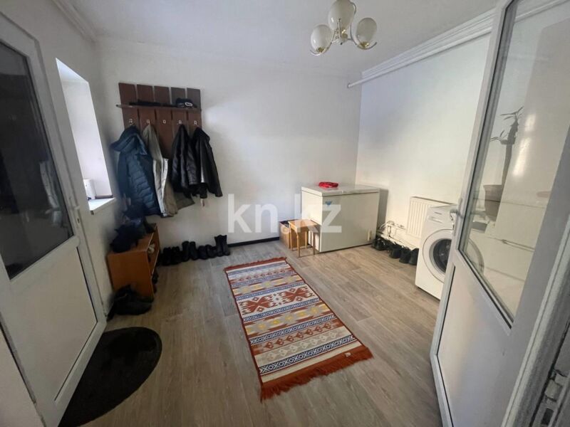 Продажа 5-комнатного дома, 181 м² - Продажа домов, коттеджей в Караганде - страница 4 фото 17 из 19