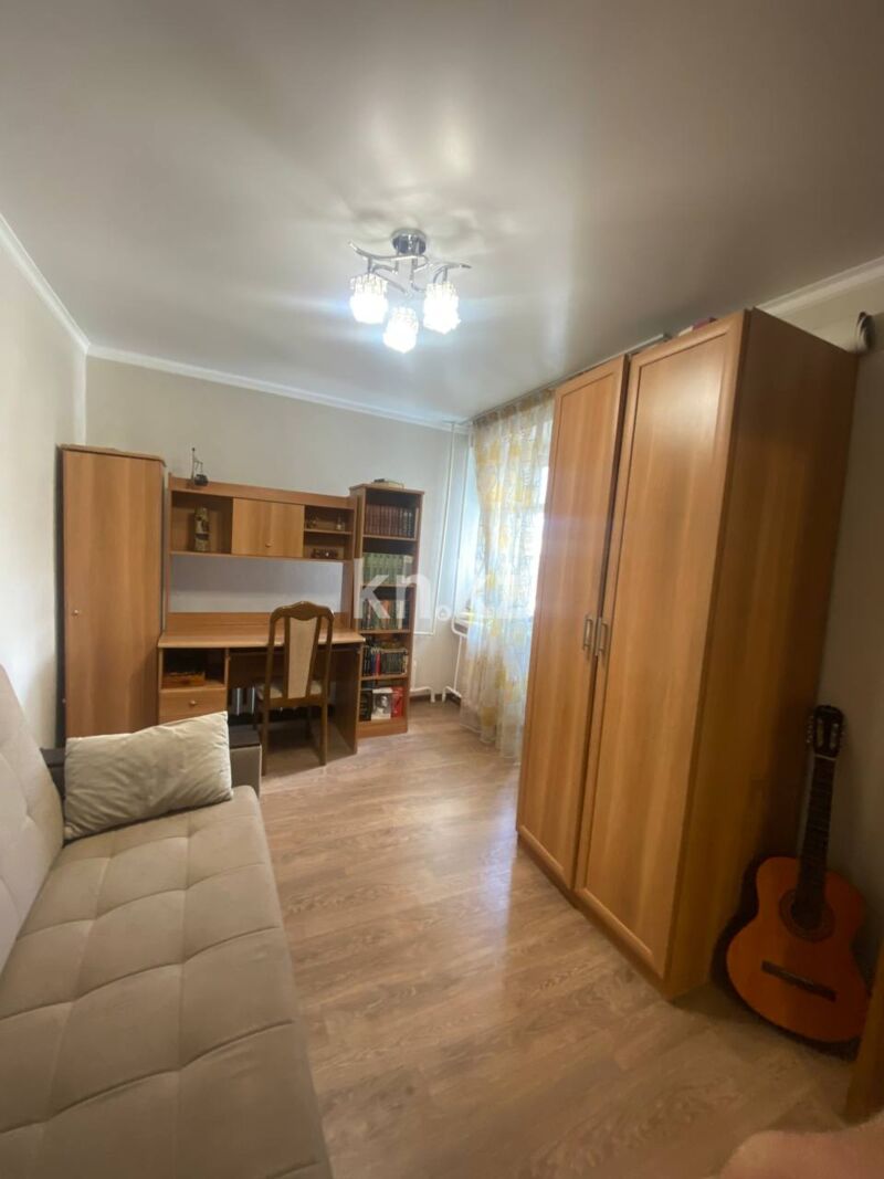 Продажа 3-комнатной квартиры, 63 м² - Продажа трехкомнатных квартир в кирпичном доме в Караганде фото 11 из 12