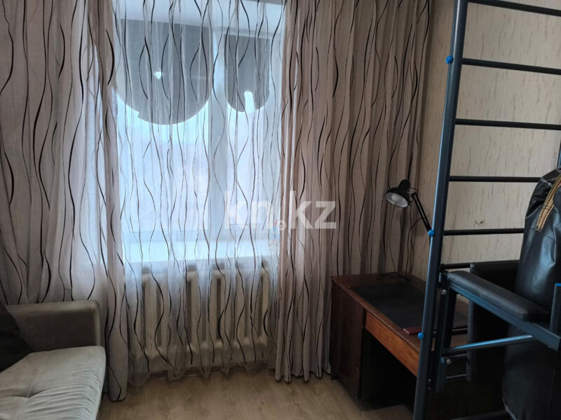 Продажа 4-комнатной квартиры, 95.2 м² - Продажа четырехкомнатных квартир в кирпичном доме в Караганде - страница 5 фото 7 из 19
