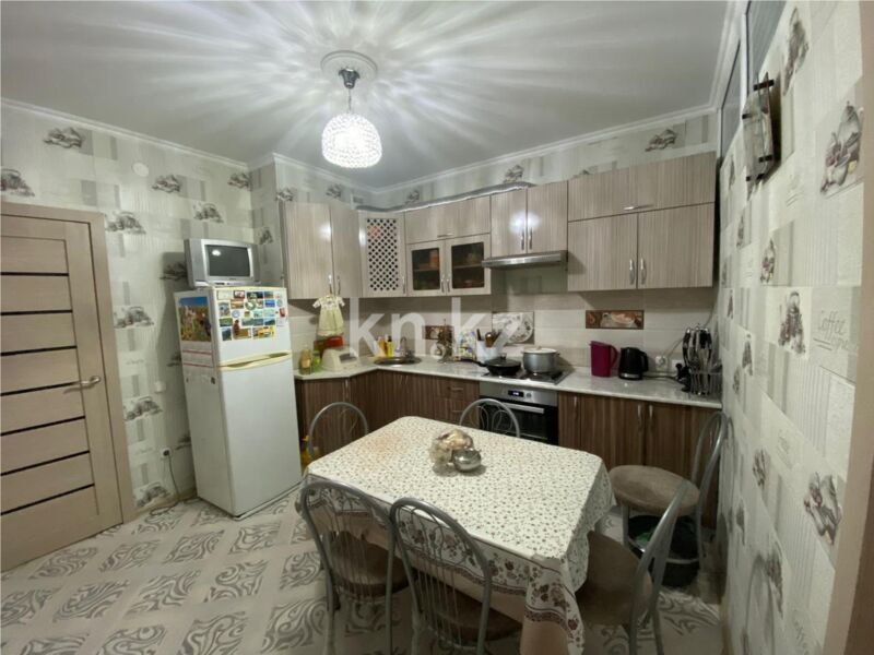 Продажа 3-комнатной квартиры, 86 м² - Продажа трехкомнатных квартир в панельном доме в Караганде - страница 19 фото 6 из 9