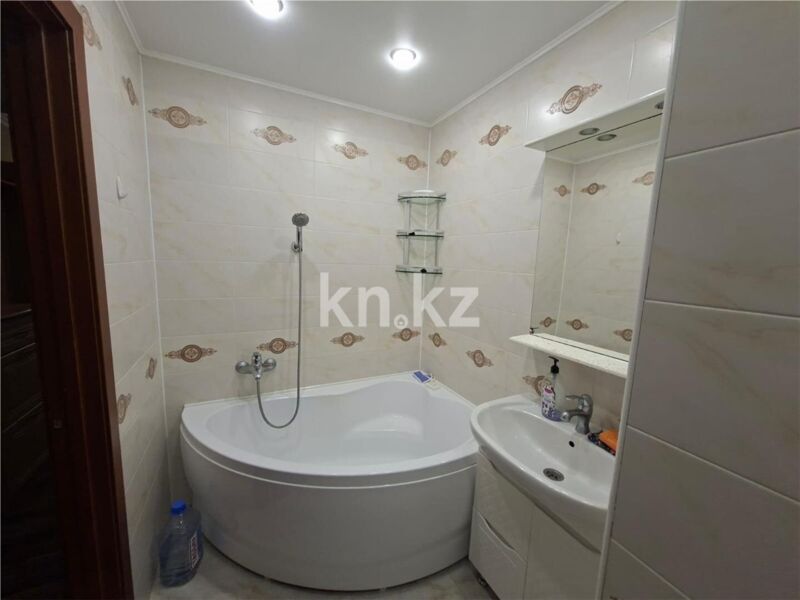 Продажа 3-комнатной квартиры, 68 м² - Продажа квартир в панельном доме в Казахстане - страница 14 фото 11 из 15