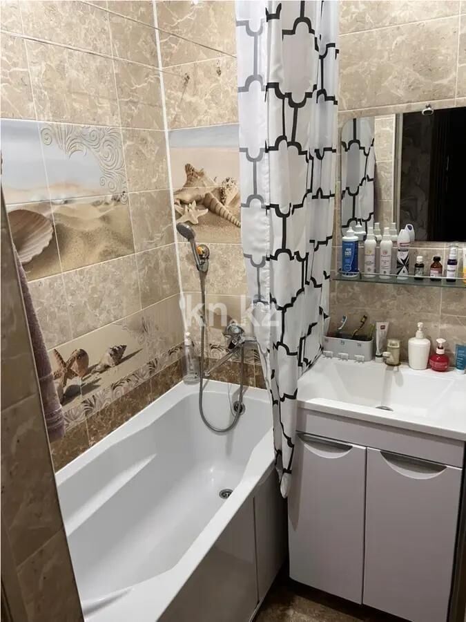 Продажа 3-комнатной квартиры, 82 м² - Продажа трехкомнатных квартир в Майкудуке Караганды - страница 7 фото 5 из 7