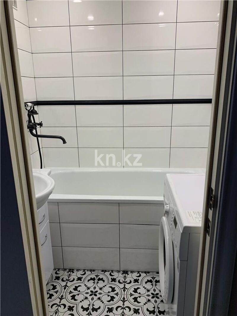 Продажа 2-комнатной квартиры, 56 м² - Продажа двухкомнатных квартир в панельном доме в Темиртау - страница 8 фото 12 из 18