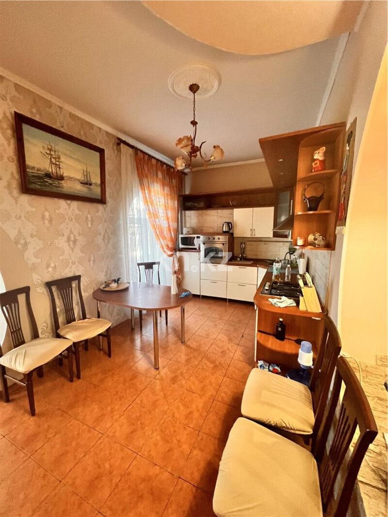Продажа 7-комнатного дома, 390.3 м² - Продажа недвижимости в Казахстане - страница 4 фото 3 из 14