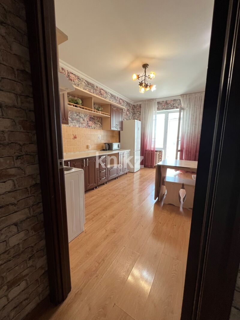 Продажа 2-комнатной квартиры, 80 м² - Продажа квартир от собственников в Караганде фото 2 из 23