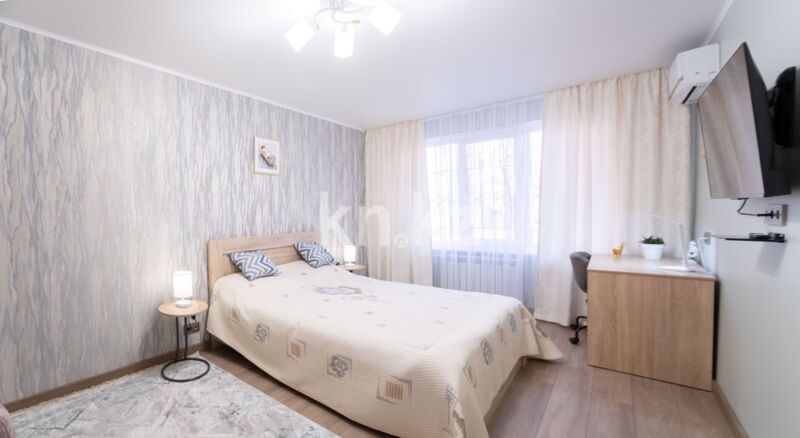 Аренда 1-комнатной квартиры посуточно, 32 м² - Аренда квартир посуточно в Алмалинском р-не Алматы - страница 2 фото 3 из 13
