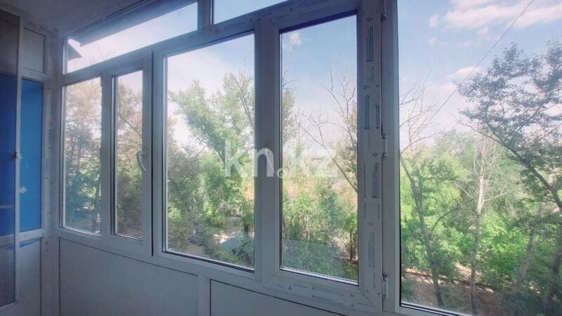 Продажа 3-комнатной квартиры, 56 м² - Продажа трехкомнатных квартир на Юго-Востоке Караганды - страница 7 фото 15 из 16