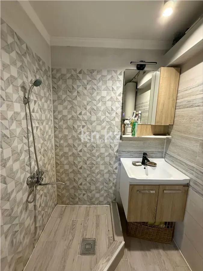 Продажа 3-комнатной квартиры, 60 м² - Продажа трехкомнатных квартир в кирпичном доме в Караганде - страница 12 фото 5 из 6