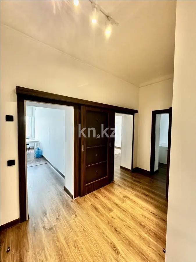 Продажа 3-комнатной квартиры, 92 м² - Продажа трехкомнатных квартир в блочном доме в Казахстане - страница 3 фото 8 из 9