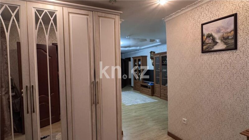 Продажа 3-комнатной квартиры, 92 м² - Продажа трехкомнатных квартир в Караганде - страница 2 фото 13 из 17