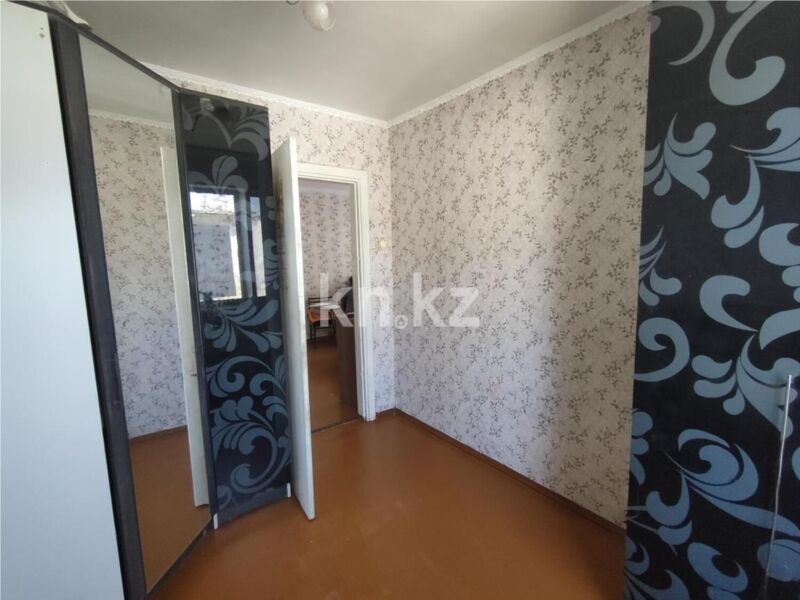 Продажа 4-комнатной квартиры, 61 м² - Продажа четырехкомнатных квартир в панельном доме в Караганде - страница 3 фото 3 из 8