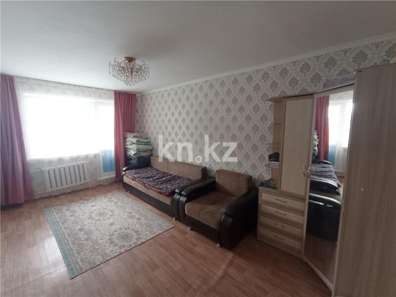 Продажа 2-комнатной квартиры, 43 м² - Продажа двухкомнатных квартир в панельном доме в Караганде - страница 16 фото 1 из 13