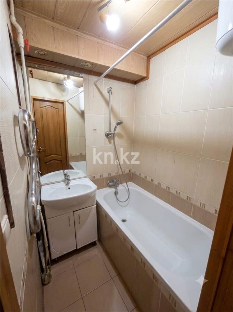 Продажа 2-комнатной квартиры, 43 м² - Продажа двухкомнатных квартир в Караганде - страница 3 фото 4 из 6