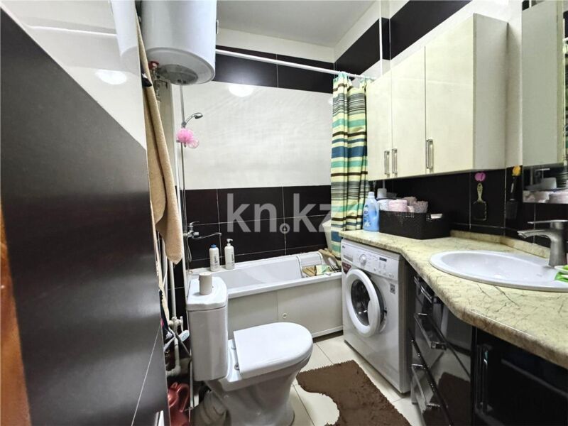 Продажа 2-комнатной квартиры, 44 м² - Продажа жилой и коммерческой недвижимости в Караганде фото 14 из 16