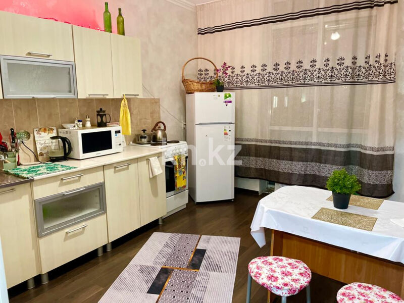 Аренда 1-комнатной квартиры посуточно, 43 м² - Аренда квартир посуточно в р-не Байконур Астаны фото 4 из 5