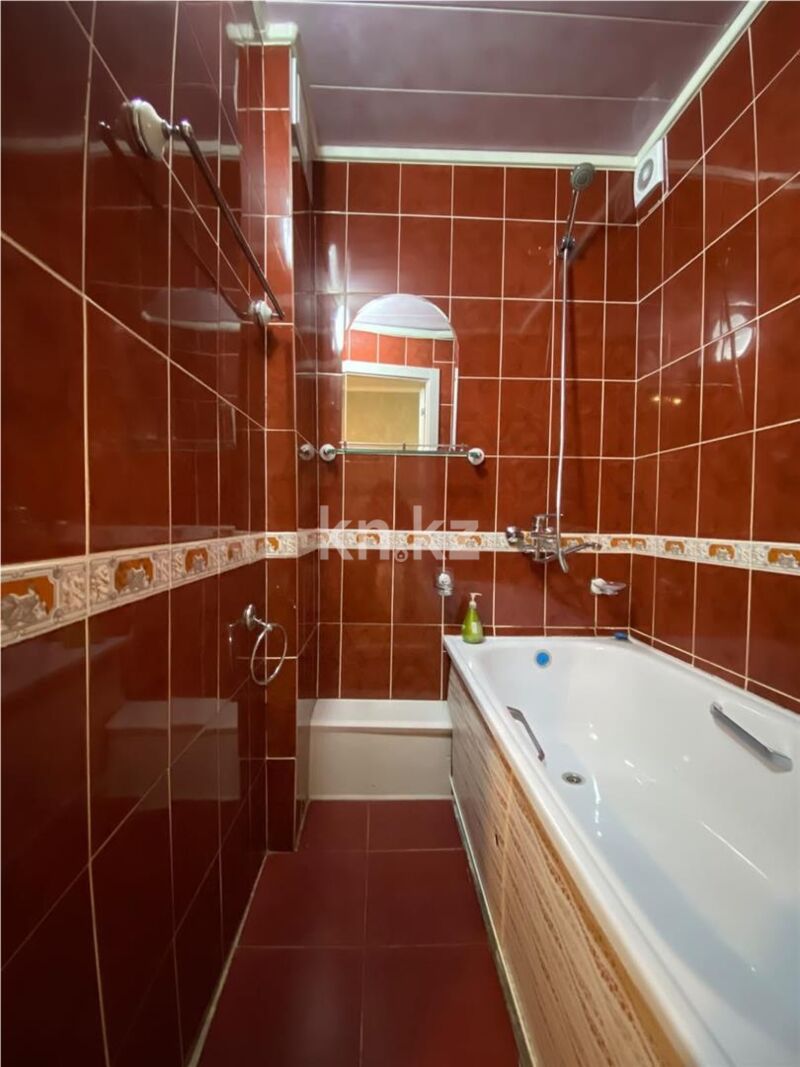 Продажа 2-комнатной квартиры, 51 м² - Продажа двухкомнатных квартир в панельном доме в Караганде - страница 8 фото 13 из 17