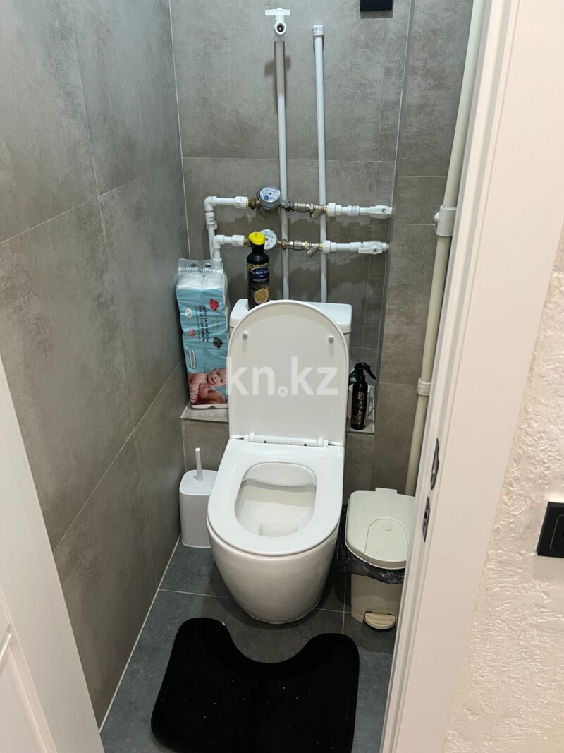 Продажа 1-комнатной квартиры, 41 м² - Продажа однокомнатных квартир в Майкудуке Караганды - страница 4 фото 11 из 14