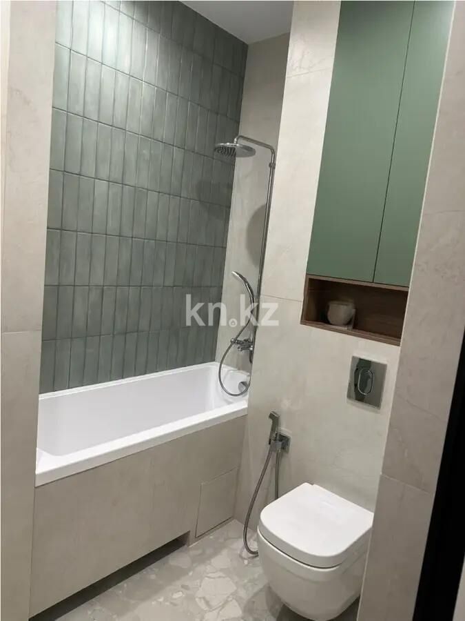 Продажа 4-комнатной квартиры, 125.6 м² - Продажа четырехкомнатных квартир в блочном доме в Казахстане - страница 5 фото 1 из 2