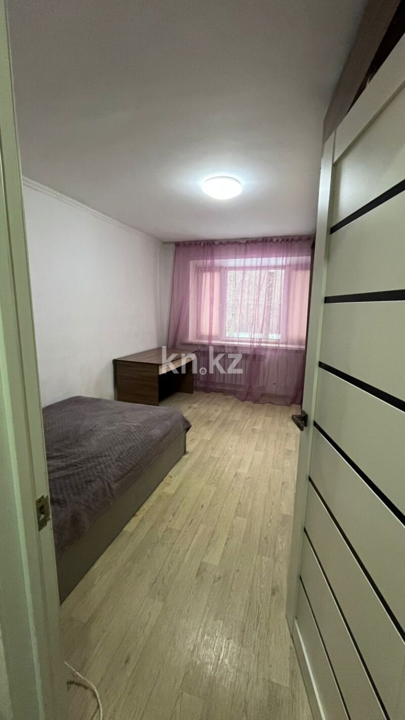 Продажа 3-комнатной квартиры, 52 м² - Продажа трехкомнатных квартир в кирпичном доме в Караганде фото 2 из 8