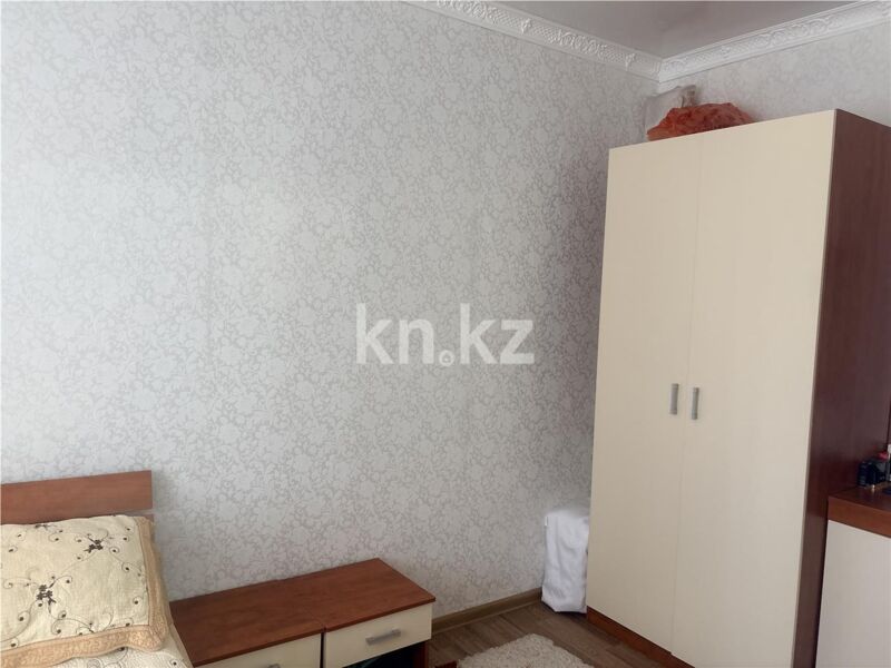 Продажа 4-комнатной квартиры, 77 м² - Продажа четырехкомнатных квартир в панельном доме в Караганде фото 23 из 31